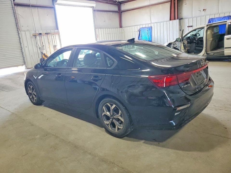 2020 KIA FORTE LXS 2