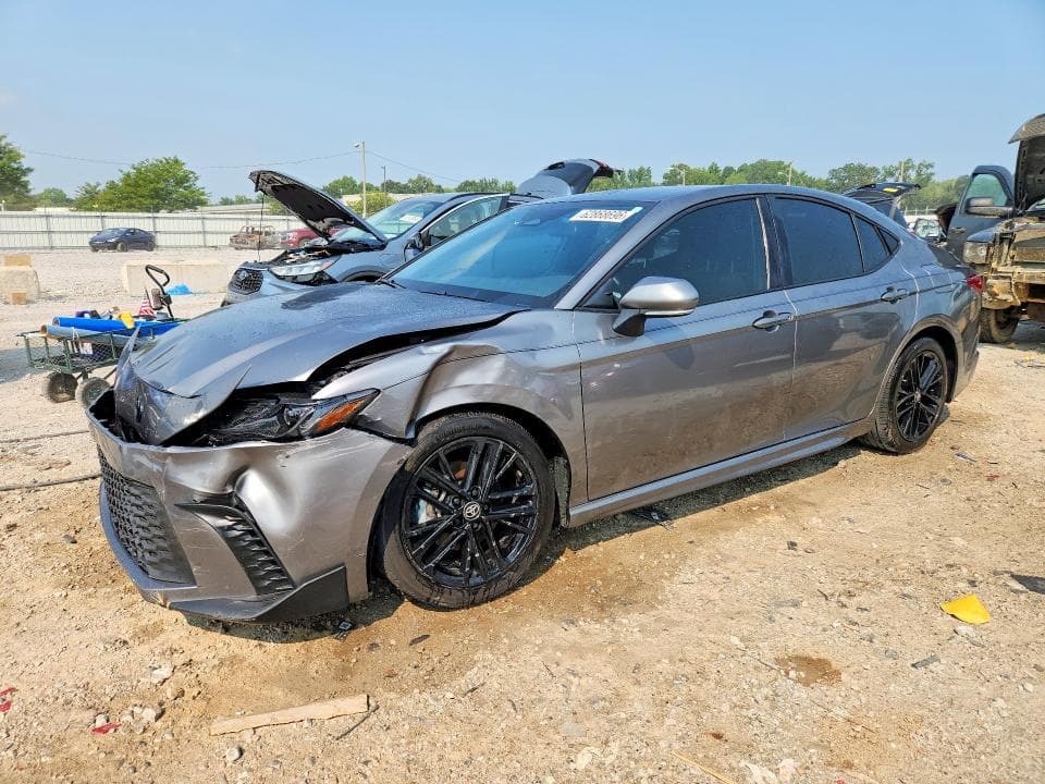 2025 TOYOTA CAMRY SE - 1