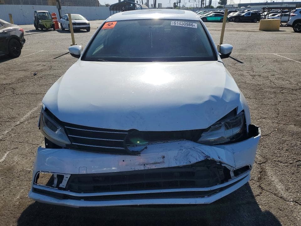2017 VOLKSWAGEN JETTA SE 5