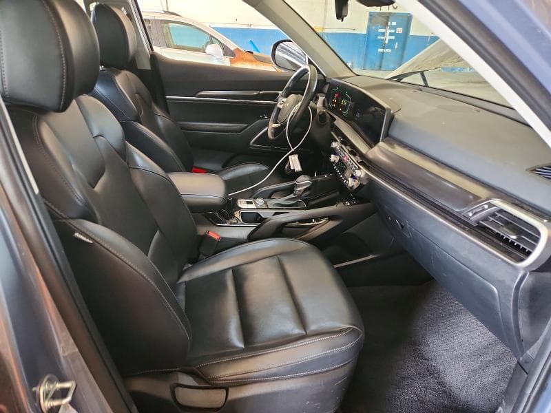 2025 KIA TELLURIDE S 7