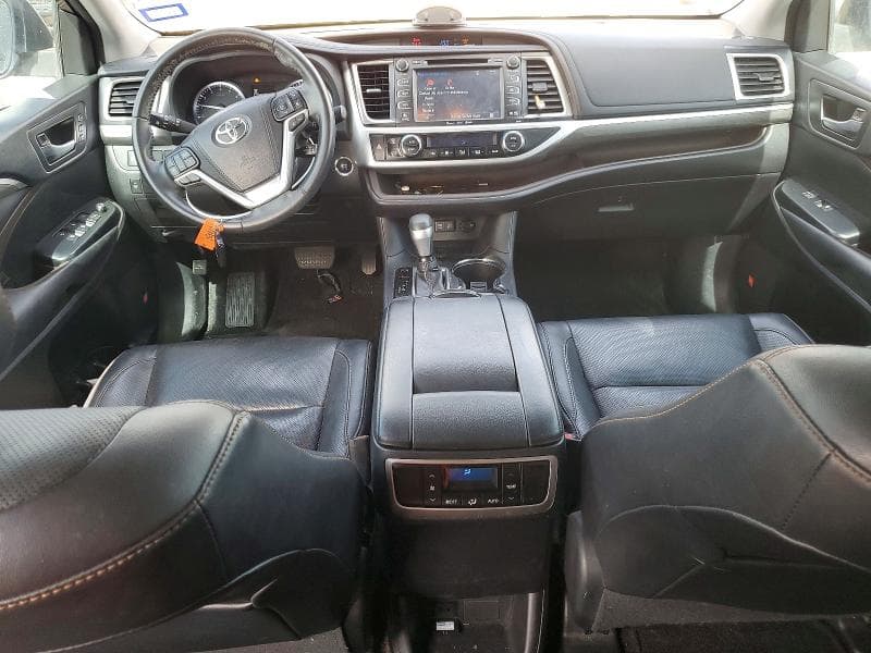 2018 TOYOTA HIGHLANDER LIMITED 8