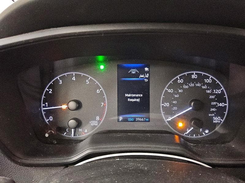 2024 TOYOTA COROLLA LE 9