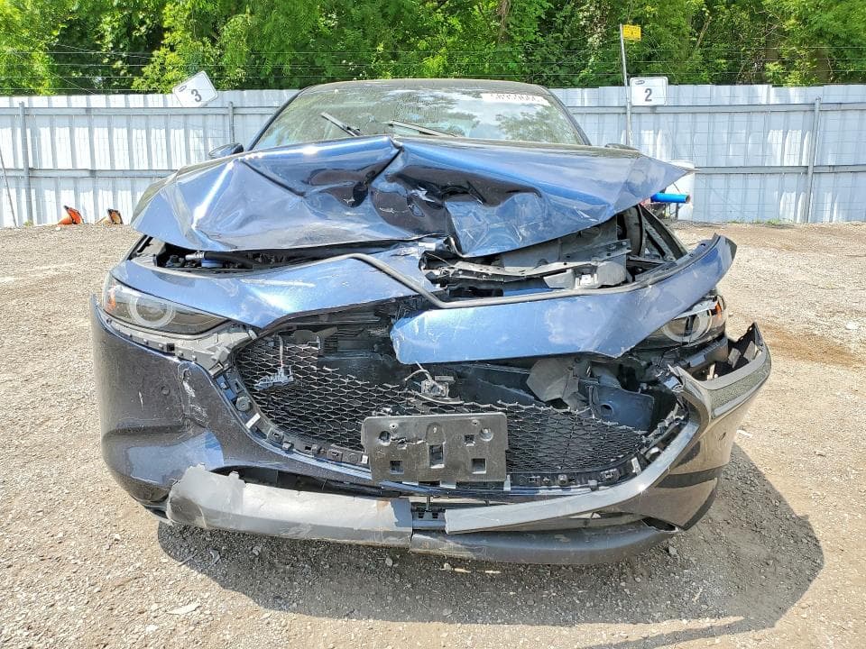 2023 MAZDA 3 PREMIUM 5