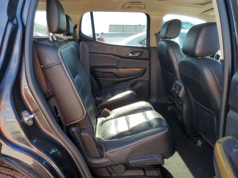 2017 GMC ACADIA DENALI 10