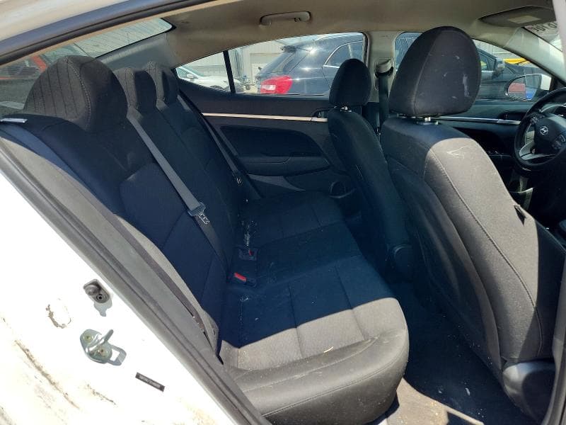 2019 HYUNDAI ELANTRA SEL 10