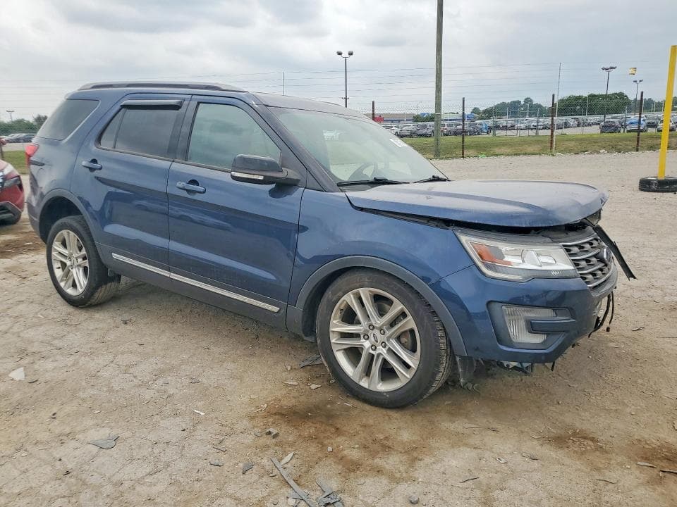 2017 FORD EXPLORER XLT 4