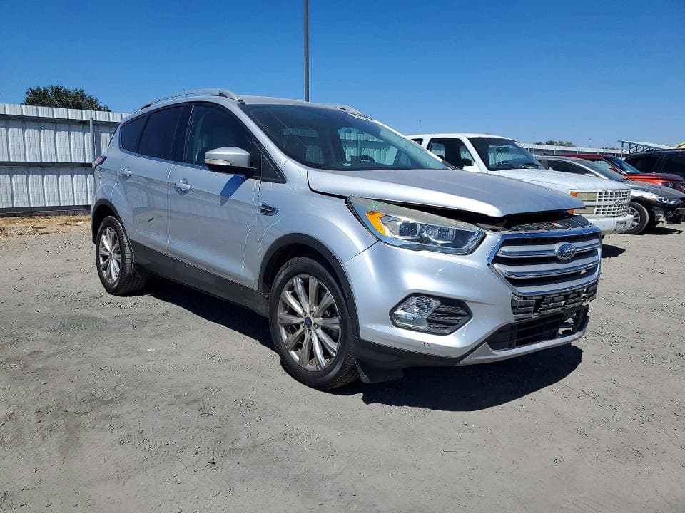 2018 FORD ESCAPE TITANIUM 4