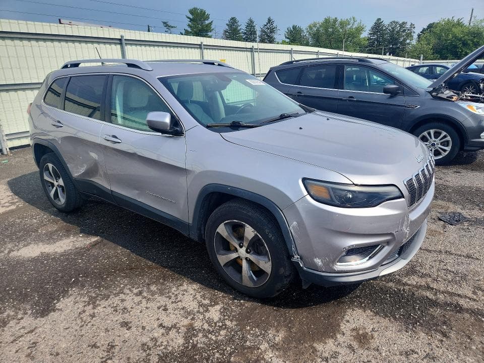 2019 JEEP CHEROKEE LIMITED 4