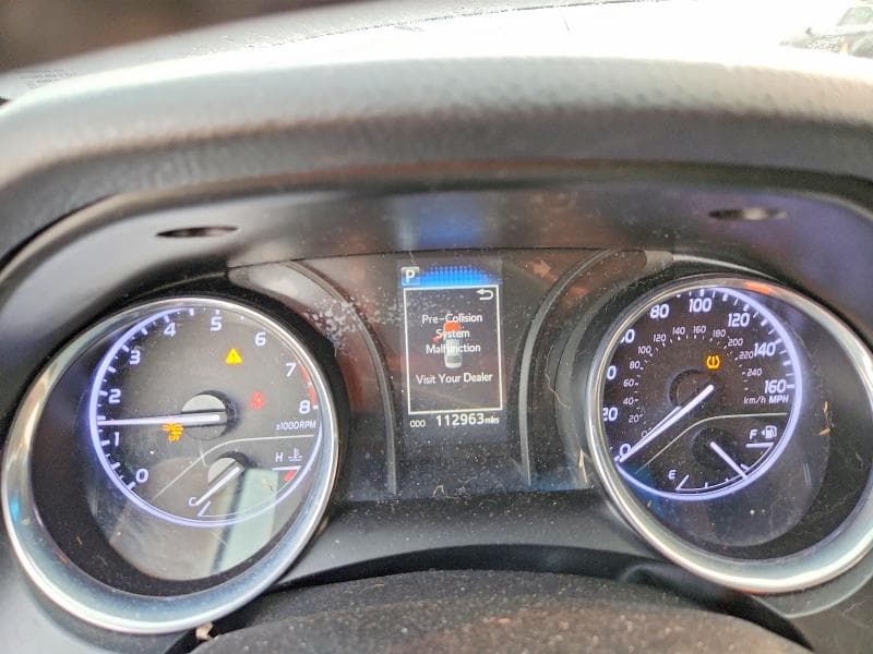 2019 TOYOTA CAMRY SE 9
