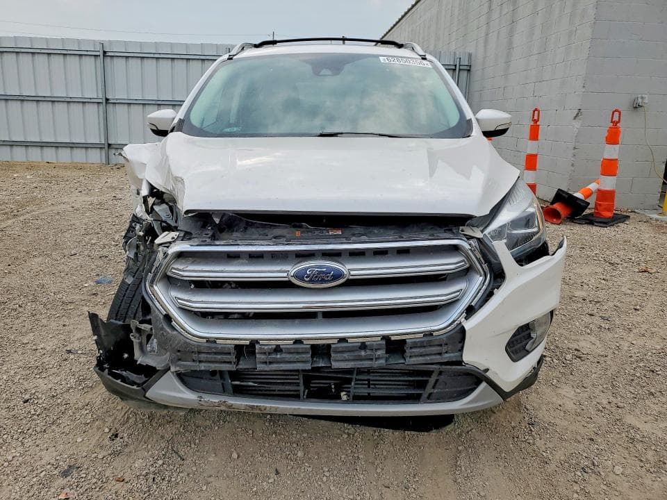 2017 FORD ESCAPE TITANIUM 5