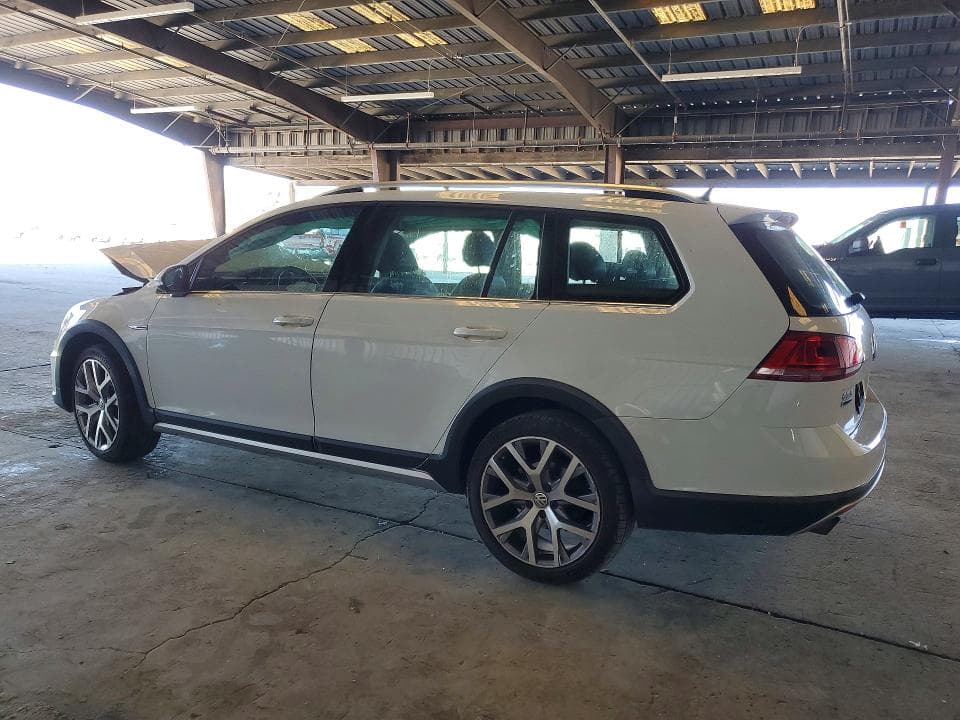 2017 VOLKSWAGEN GOLF ALLTRACK S 2