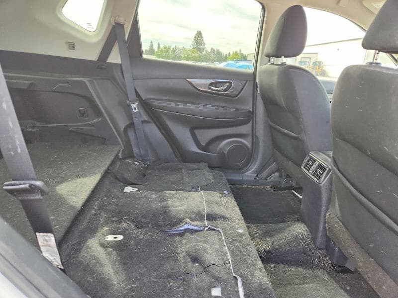 2019 NISSAN ROGUE SV 10