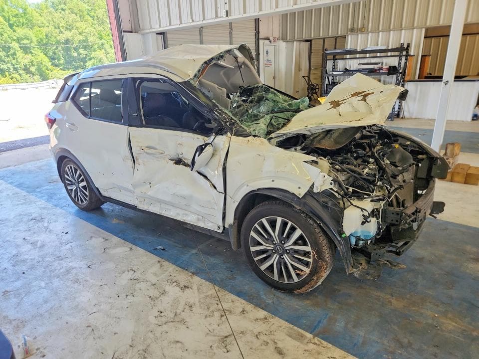 2023 NISSAN KICKS SV 4