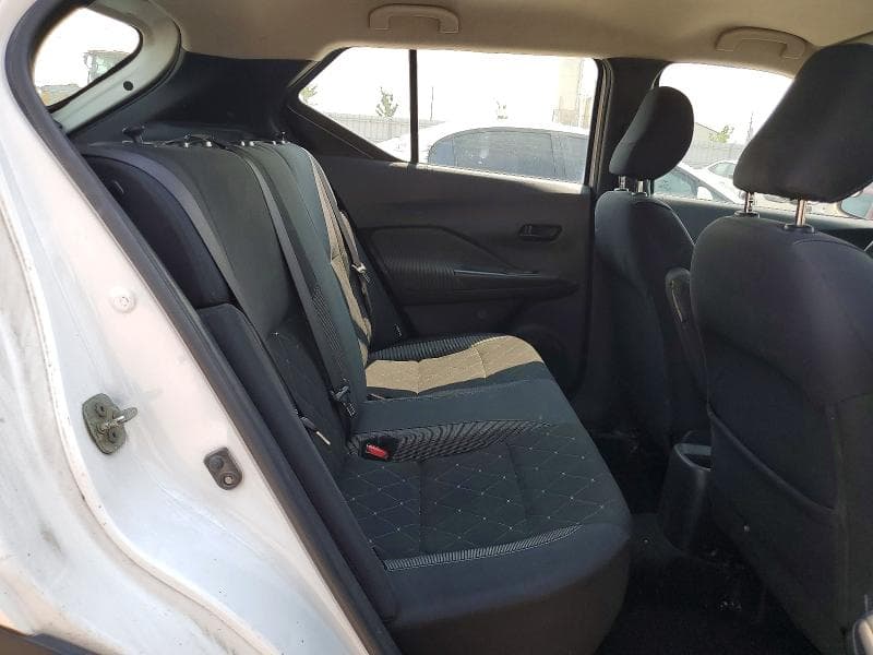 2020 NISSAN KICKS S 11
