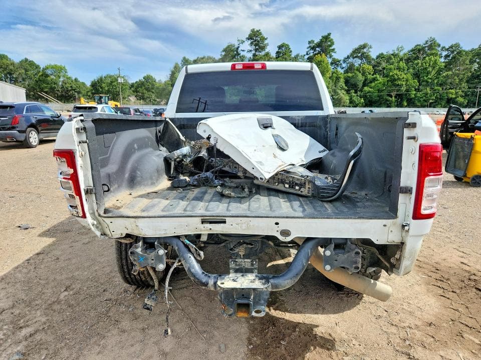 2023 RAM 2500 TRADESMAN 6