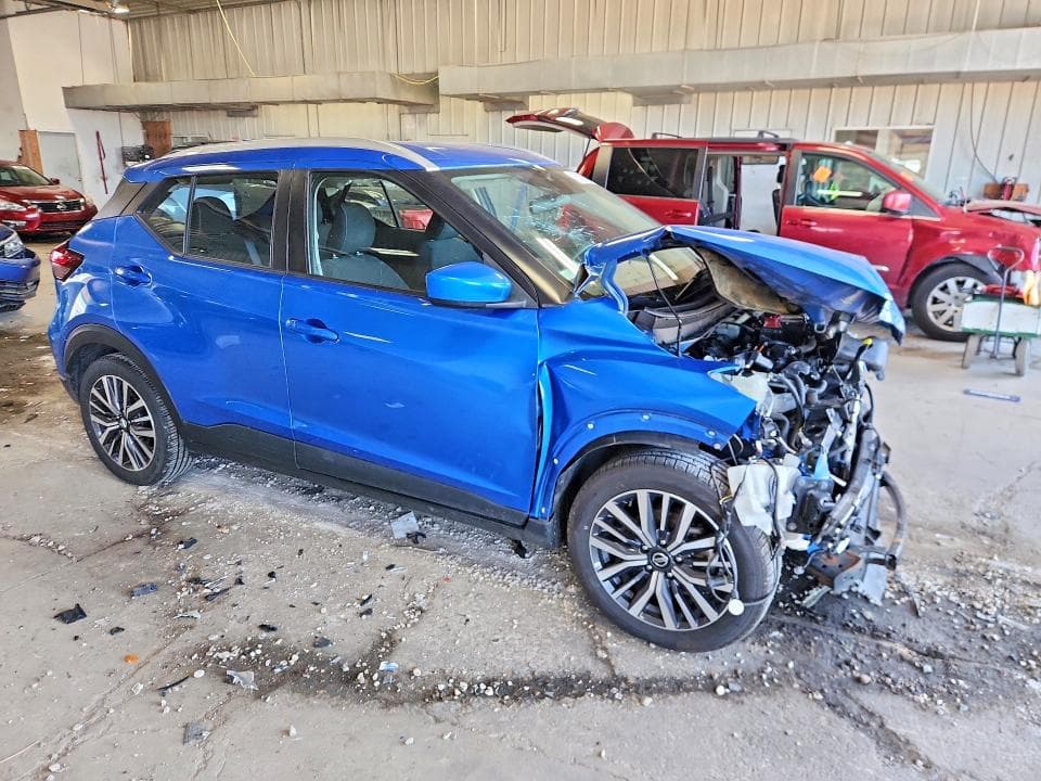 2021 NISSAN KICKS SV 4