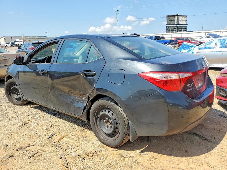 2018 TOYOTA COROLLA LE 2