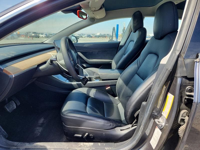 2018 TESLA MODEL 3 7
