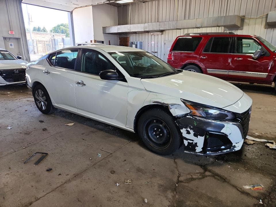 2024 NISSAN ALTIMA S 4