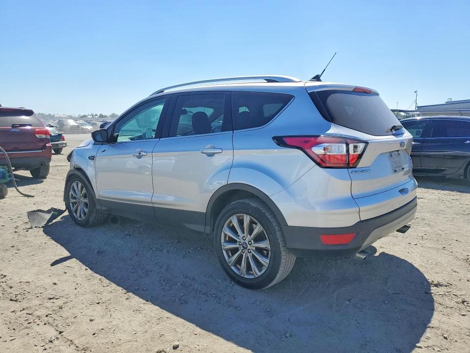 2018 FORD ESCAPE TITANIUM 2