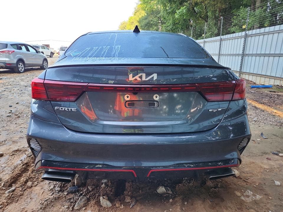 2023 KIA FORTE GT 6