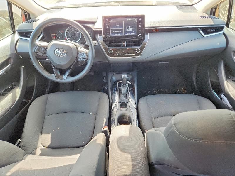 2021 TOYOTA COROLLA LE 8