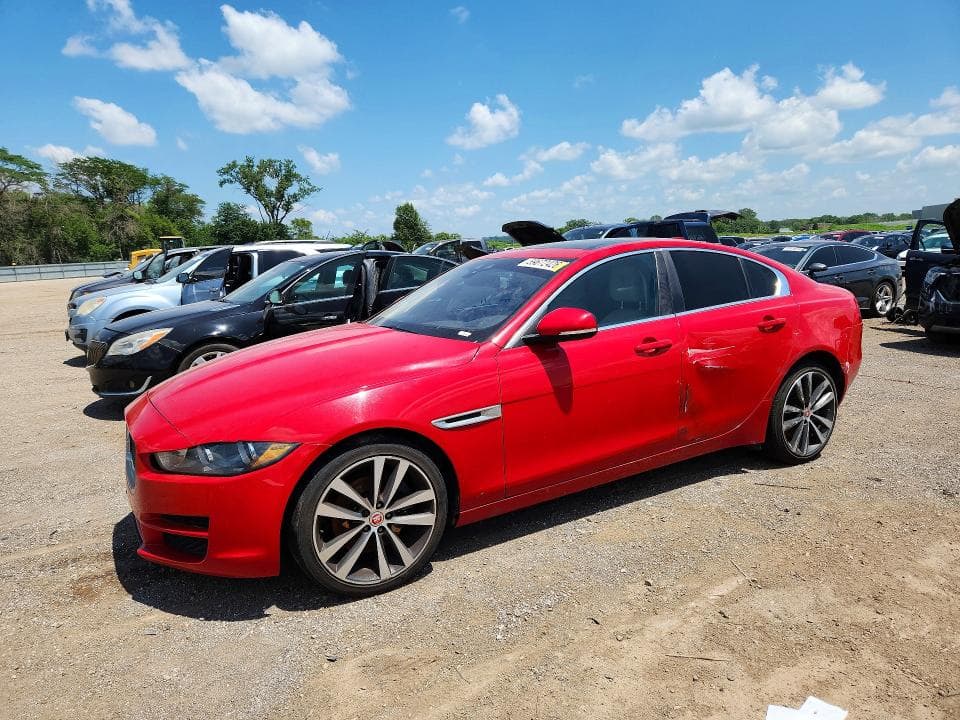 2018 JAGUAR XE PRESTIGE - 1