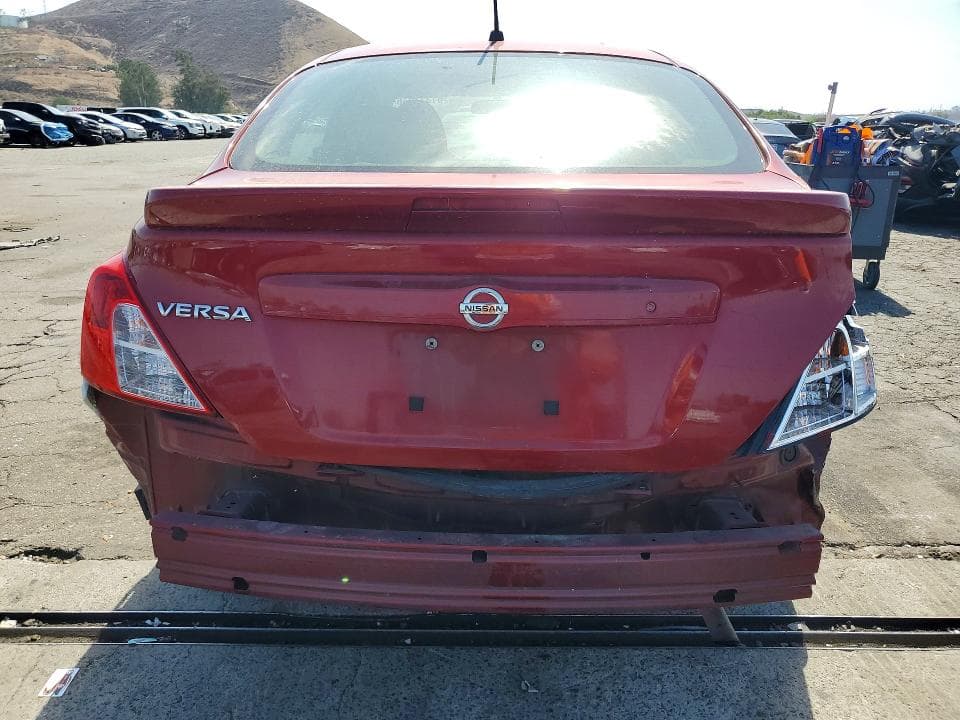2018 NISSAN VERSA S PLUS 6