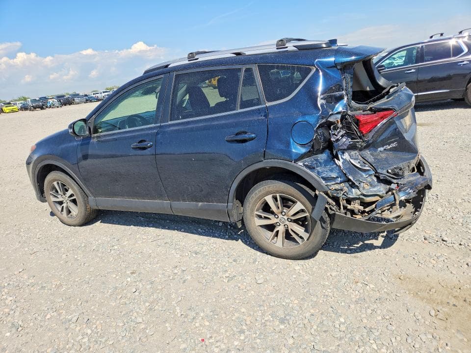 2017 TOYOTA RAV4 XLE 2