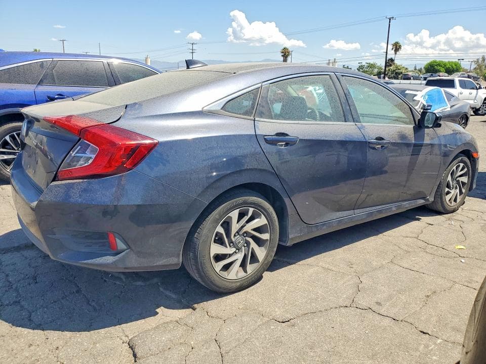 2017 HONDA CIVIC EX 3