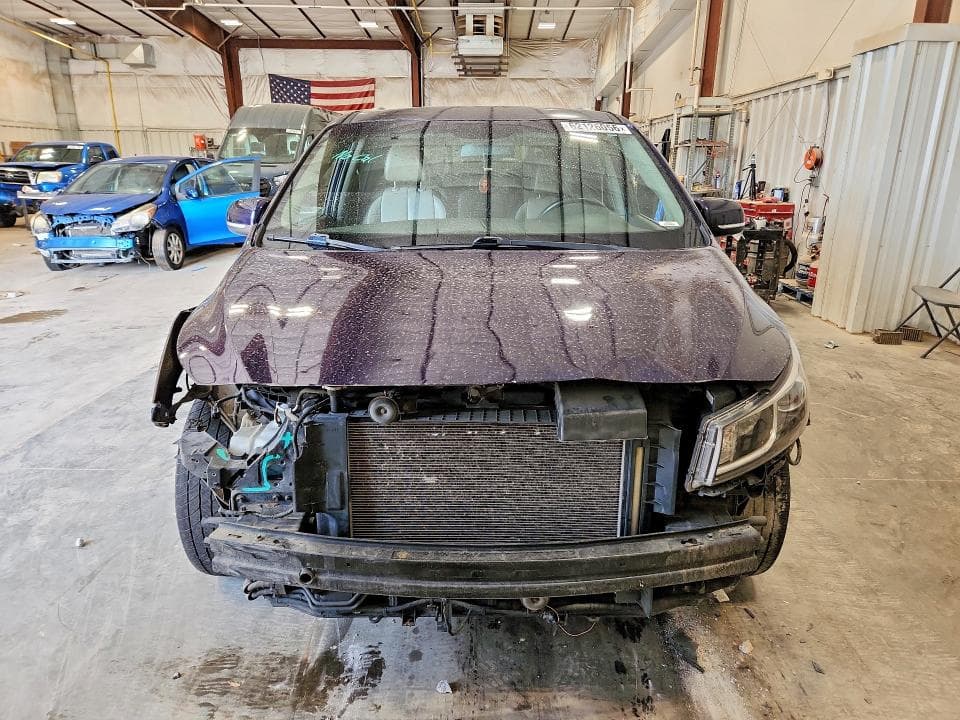 2018 KIA SEDONA LX 5