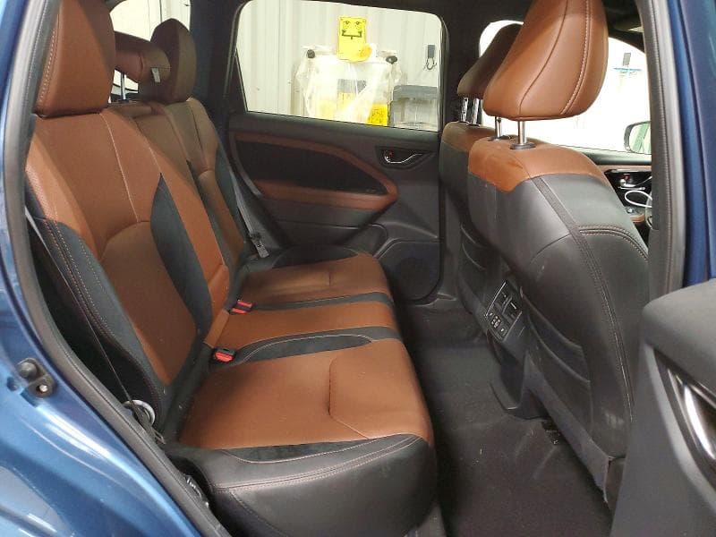 2025 SUBARU FORESTER TOURING 11