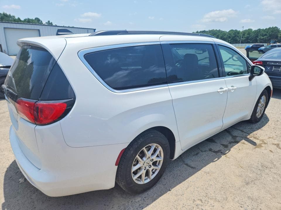 2021 CHRYSLER VOYAGER LXI 3