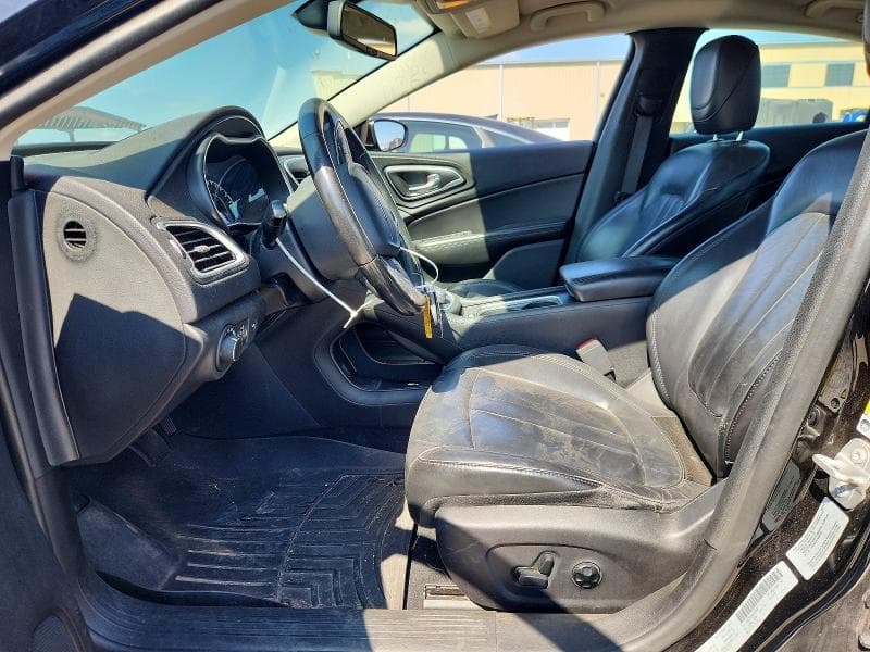 2017 CHRYSLER 200 LIMITED 7