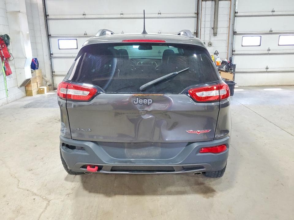 2017 JEEP CHEROKEE TRAILHAWK 6
