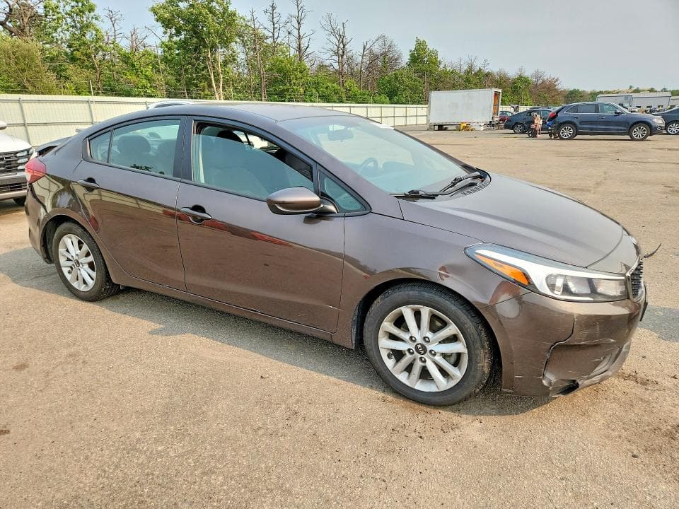 2017 KIA FORTE LX 4
