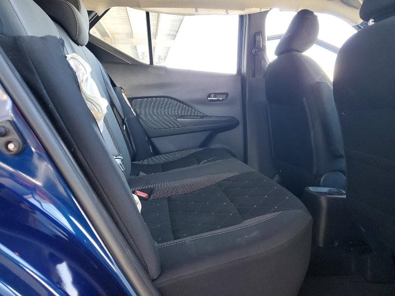 2020 NISSAN KICKS SV 10
