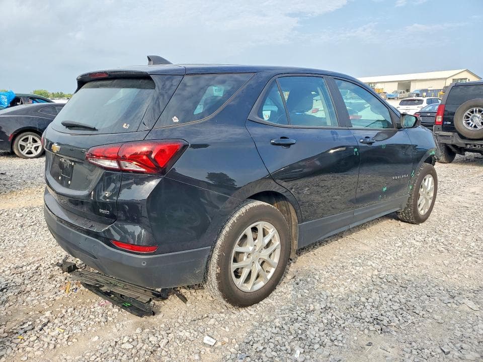 2022 CHEVROLET EQUINOX LS 3