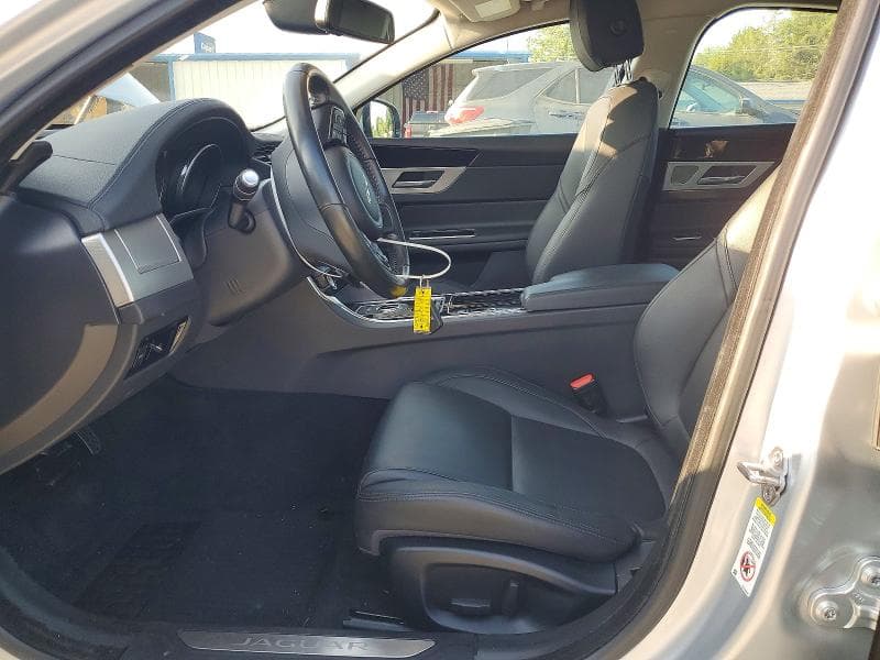 2017 JAGUAR XF PREMIUM 7