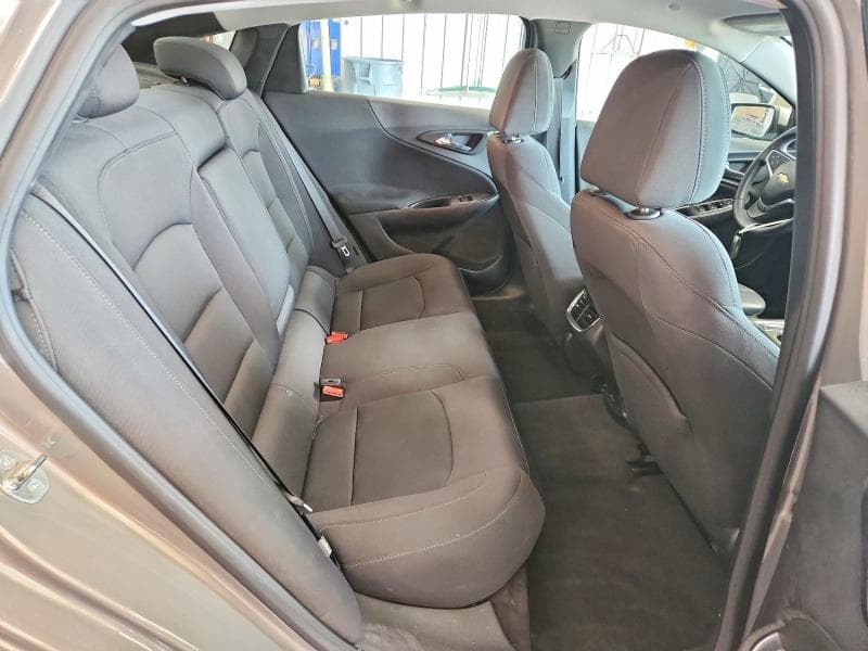2017 CHEVROLET MALIBU LT 10
