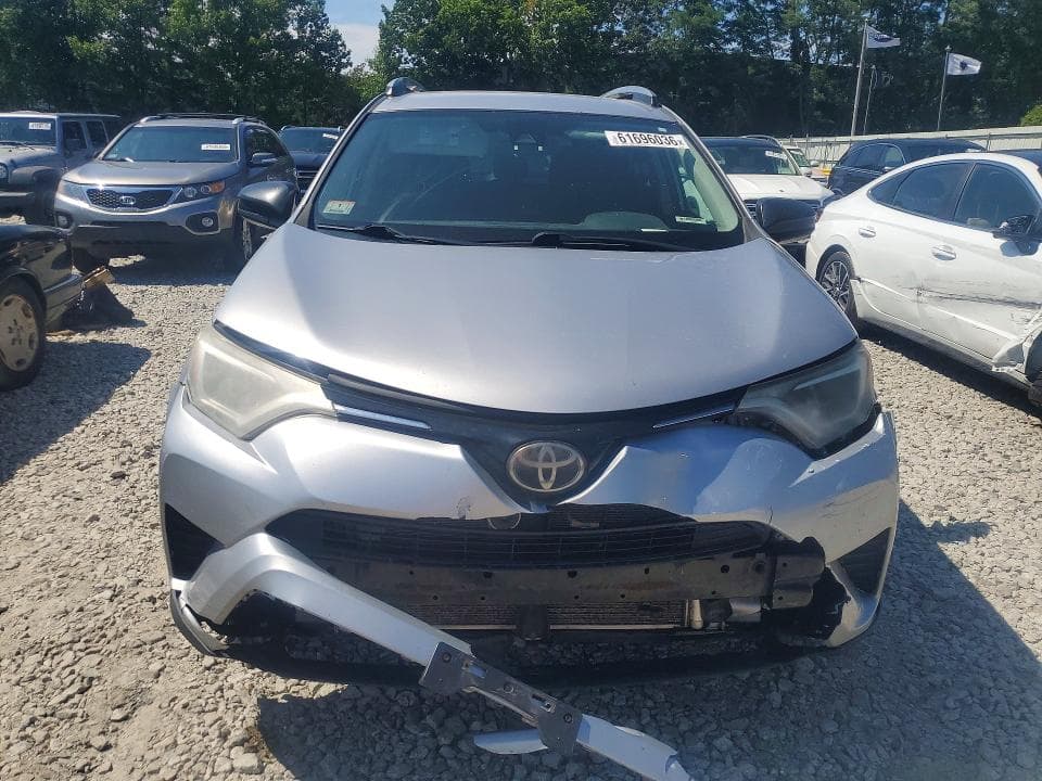 2017 TOYOTA RAV4 LE 5