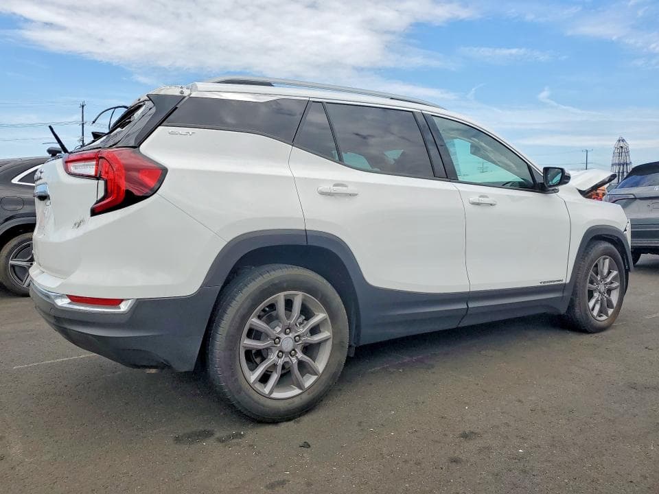 2024 GMC TERRAIN SLT 3