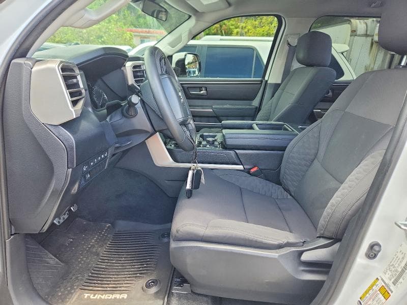 2024 TOYOTA TUNDRA SR5 7