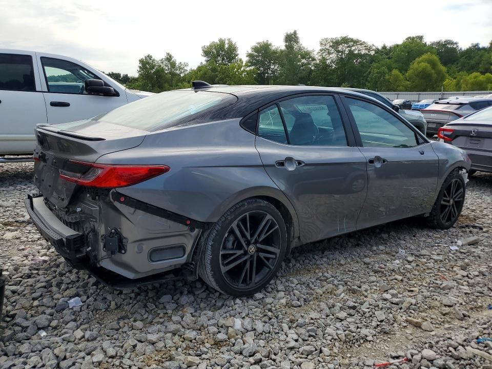 2025 TOYOTA CAMRY XSE 3