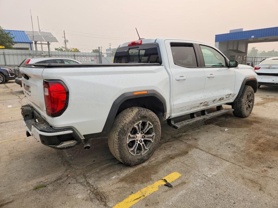 2023 GMC CANYON AT4 3
