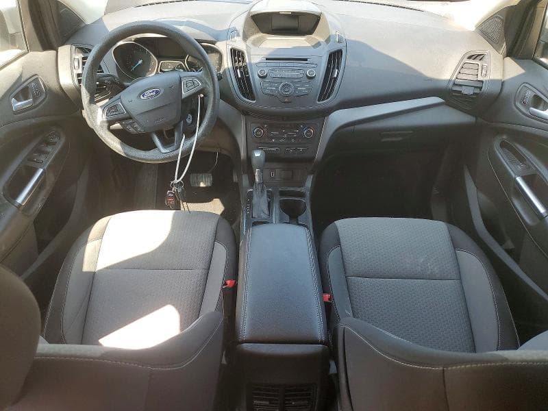 2017 FORD ESCAPE SE 8