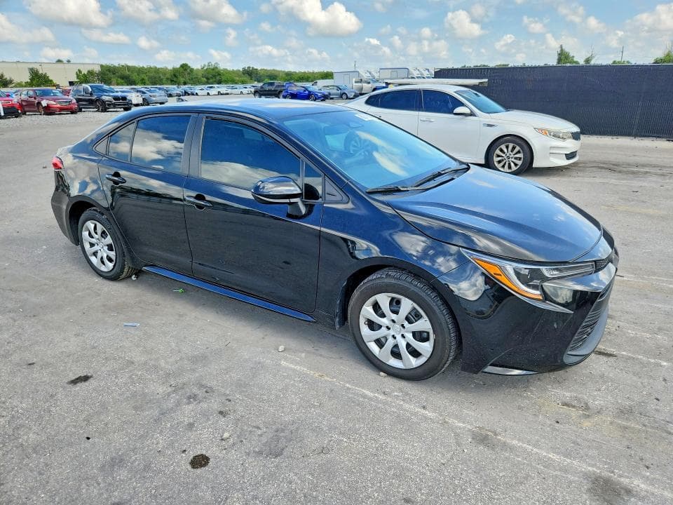 2024 TOYOTA COROLLA LE 4