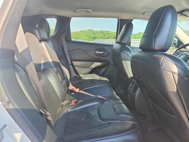 2020 JEEP CHEROKEE LIMITED 11