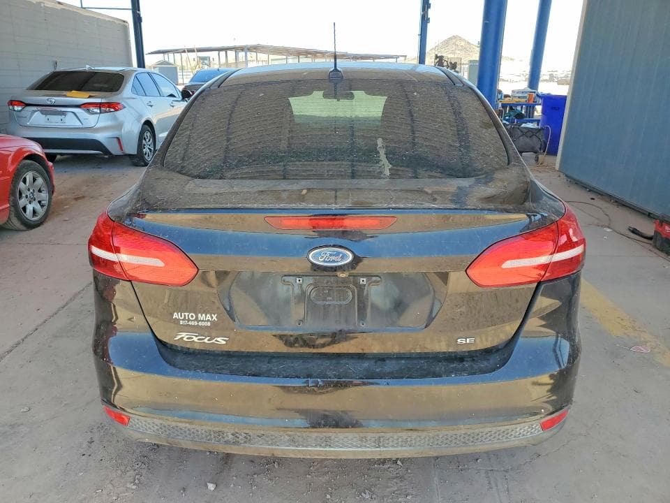 2017 FORD FOCUS SE 6