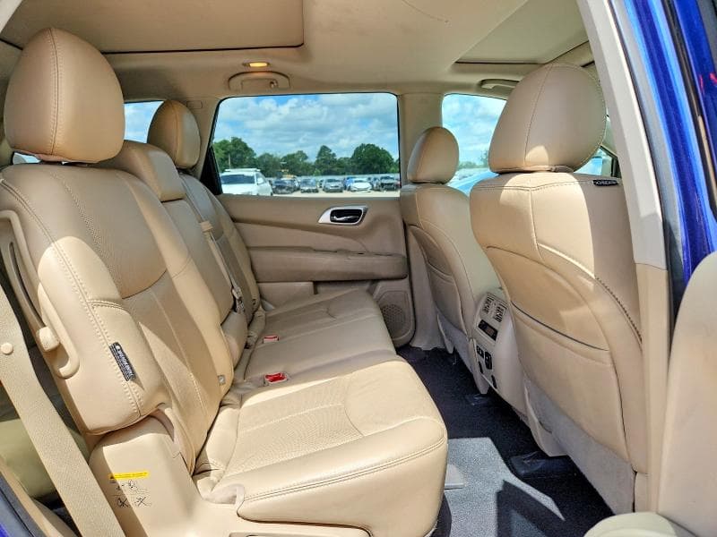 2019 NISSAN PATHFINDER S 11
